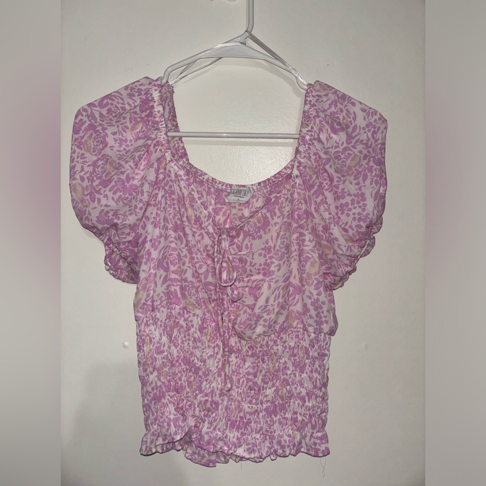 Pink puffy sleeve blouse with cinched waist